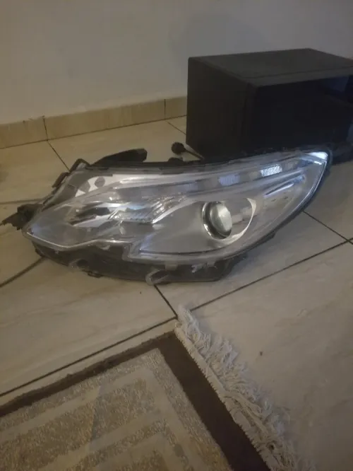 Phare 208 2014 led