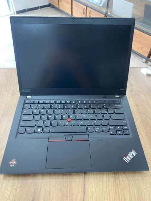 Promo Lenovo T495s Rayzen 5 Avec carte Graphique Jusqu'à 2GB 