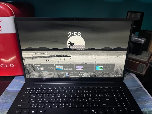 Pc portable laptop stream