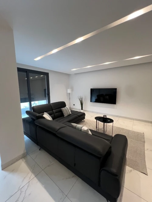 Location Appartement F4 Alger Dely brahim