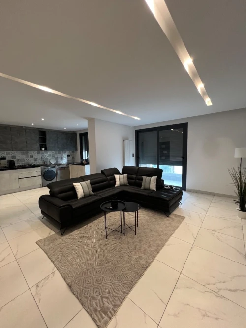 Location Appartement F4 Alger Dely brahim