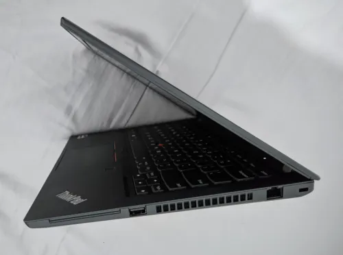 Thinkpad T14 gen 1 AMD Ryzen 5 4650U 16GB/256GB