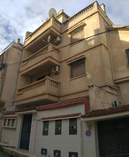 Vente Appartement Niveau de villa F5 Alger Ouled fayet