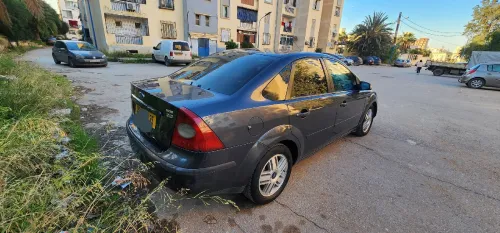 Ford Focus 4 portes 2008 ghia
