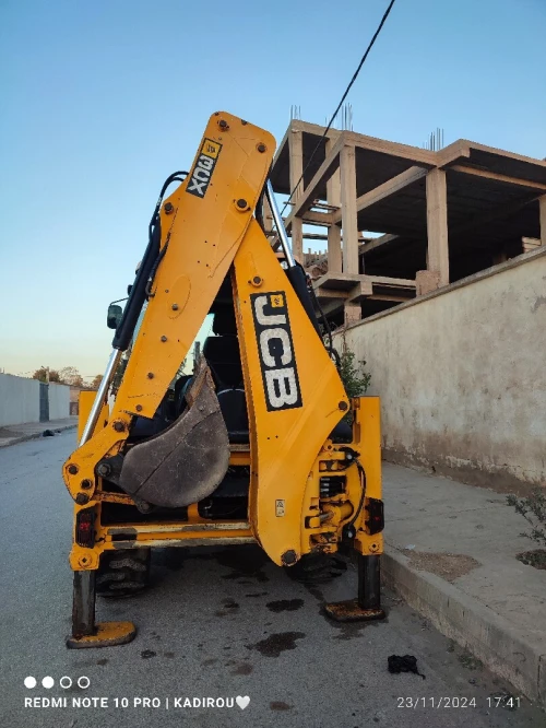 JCB 3cx Rétro chargeur JCB 3 cx 2012