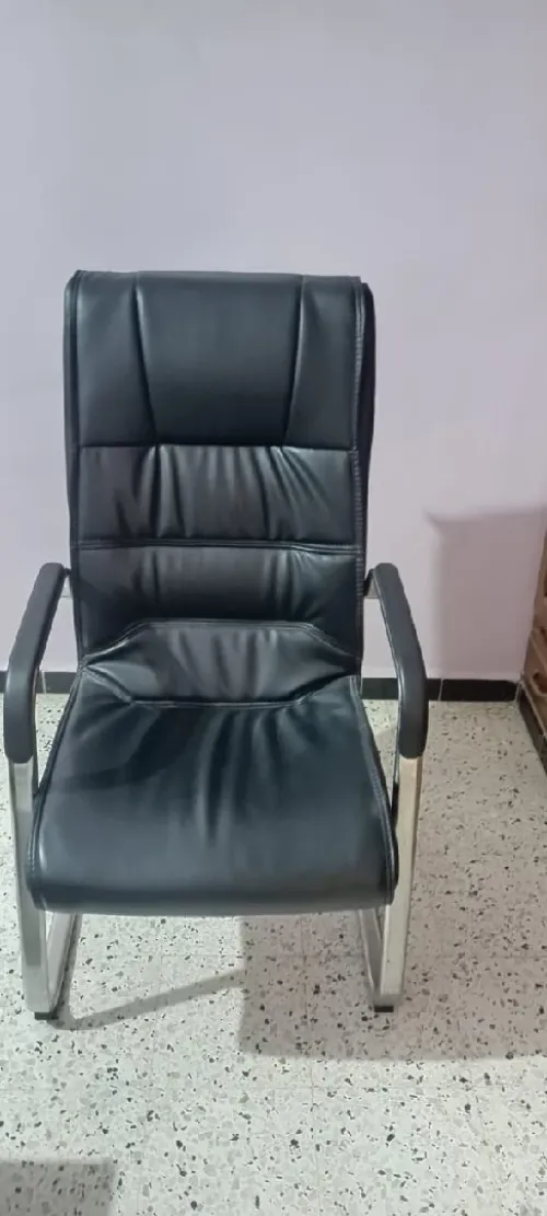 أثاث مكتب للبيع