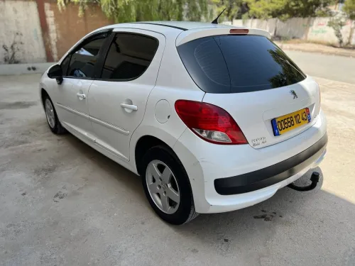 Peugeot 207 2012 207