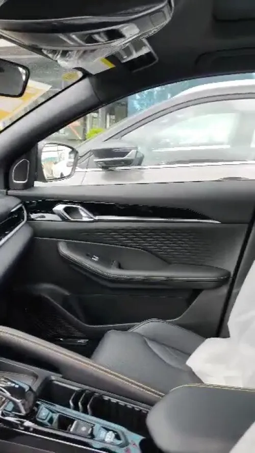 Geely Coolray 2026 Star full option