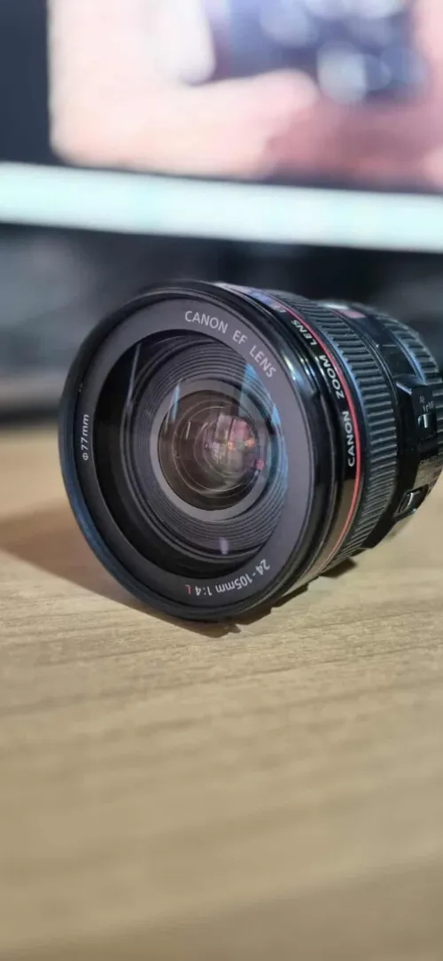 Canon EF 24-105mm f/4L IS  USM Lens