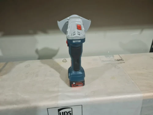 Meuleuse sans fil 115mm 18V 4.0Ah - BOSCH GWS 180-Li (BL-2024)