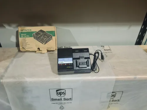 Chargeur de batterie Li-Ion 25.2-36V - HITACHI UC 36YRL (avec système de refroidissement)