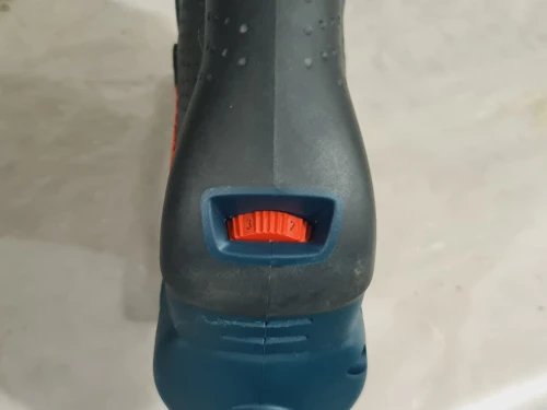 Scie sauteuse 150mm 780W - BOSCH GST 150 BCE (Hungary)