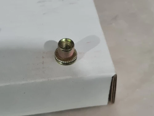 Écrou à sertir / rivets insert filetés en acier/ aluminium/ inox M3,4,5,6,8,10