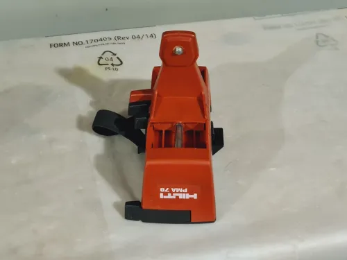 HILTI PMC 46 - laser rouge 2 linge et 3 points horizontale Vertical équerrage (Germany)