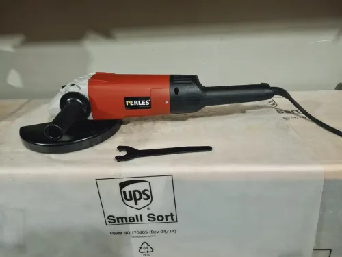 Meuleuse d'angle 230mm 2000W poignée et Carter réglage rapide - PERLES HSW 6206K (Slovenia)
