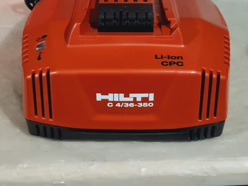 HILTI C 4/36-350 chargeurs rapide multi-voltage pour batteries Li-Ion CPC 14.4/22/36V (Poland)