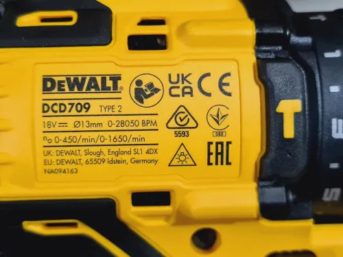 Kit perceuse à percussion + Visseuse à choc - DEWALT DCK2062M2T (BL)