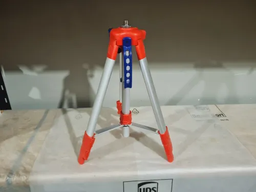 Trépied 1,6m pour les laser 3D - HILTI PMA 20 / china (filetage 1/4" et 5/8")