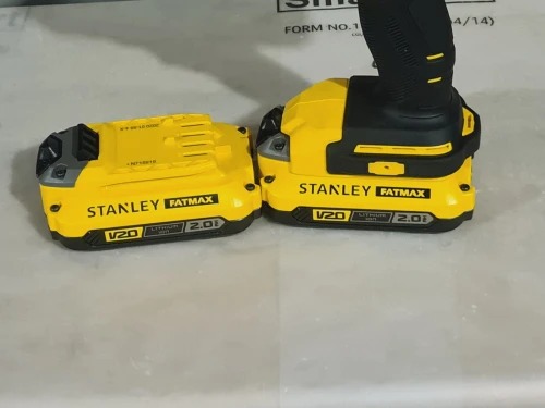 Visseuse à choc 168Nm 20V/2x2.0Ah - STANLEY FatMax SFMCF800 (neuf)
