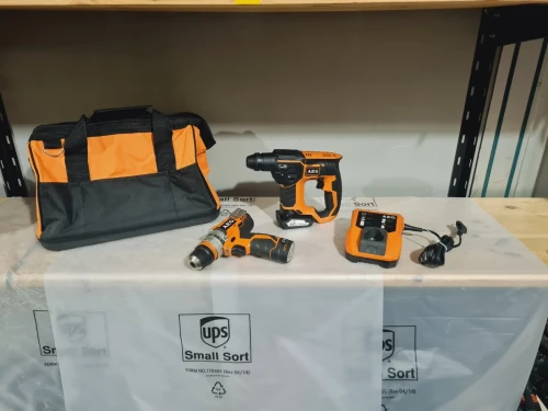 Kit AEG 12V mini perforateur BBH 12 + Visseuse perceuse BBS 12C2 