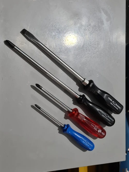 Tournevis original 4 coin/ plat/ Torx (Germany)