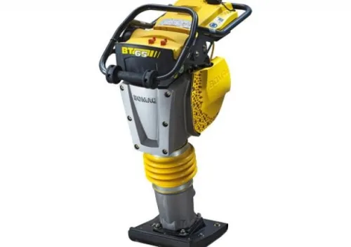 Pilonneuse BOMAG BT 65 moteur HONDA robuste fiable et extremement solide (2023-Germany)