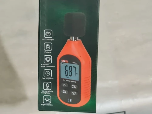 UNI-T UT353 - Sonomètre numérique compact de 30 à 130 dB (CE-UKCE)