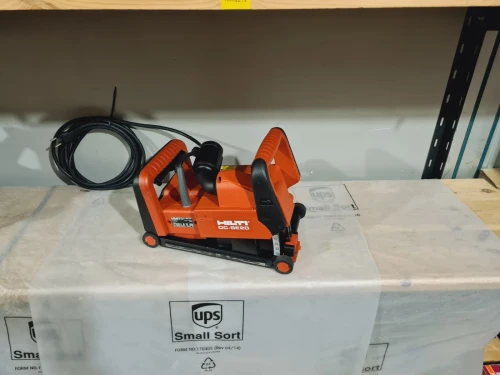 Rainureuse 125mm 1950W - HILTI DC-SE20 (Lichtenstein)