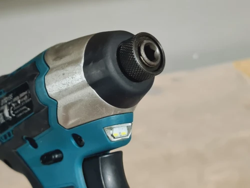 Visseuse à choc compact 2 mode 18V 3.0Ah - MAKITA DTD155 (BL-2020)