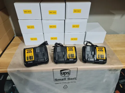 Chargeur dewalt multi-voltage 10.8-54V - DEWALT DCB112 / DCB1104