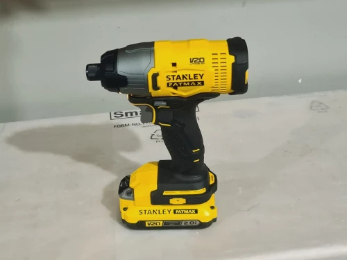 Visseuse à choc 168Nm 20V/2x2.0Ah - STANLEY FatMax SFMCF800 (neuf)