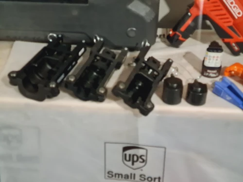 Sertisseuse pour connecteur de câble coaxial RIDGID RP 240 + JMA wireless (USA)