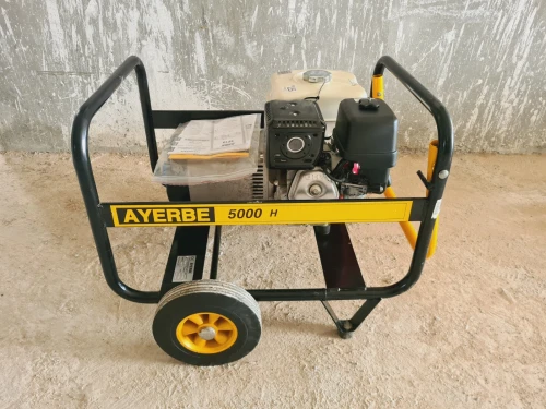 Groupe electrogène ess 5KVA 220V moteur HONDA GX270 - AYERBE 5000H (Italy-Japan)