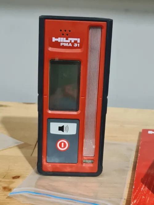 HILTI PMA 31 - Récepteur / capteur pour lasers rouges multidirectionnels (neuf)