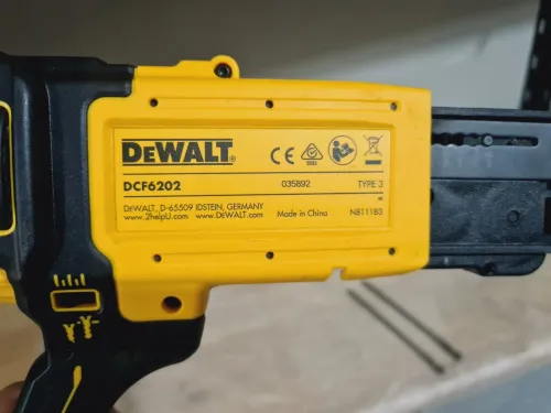 Visseuse Plaquistes avec chargeur Vis XR 18V DEWALT DCF620 + DCF6202 (BL-2019)