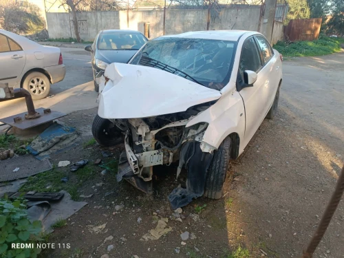 Toyota Yaris Sedan 2015 Style