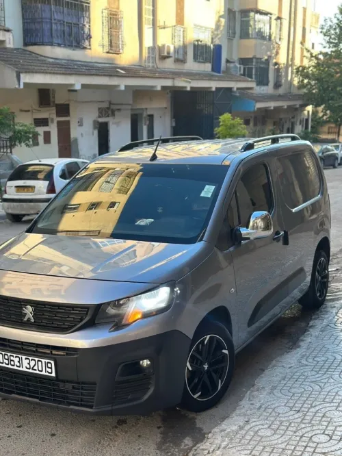 Peugeot Partner 2020 K9
