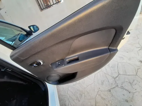 Renault Symbol 2015 Privilege 18