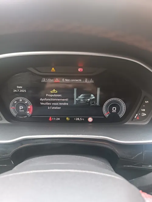 Audi Q3 2023 Sline