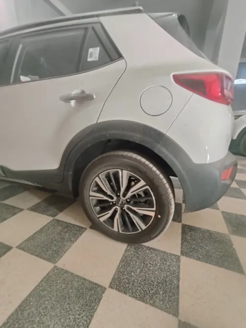 Kia KX1 2025 Toit noire