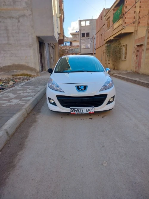 Peugeot 207 plus 2013 