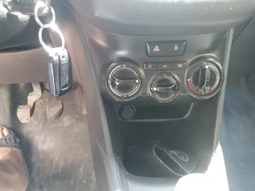 Peugeot 208 2013 208