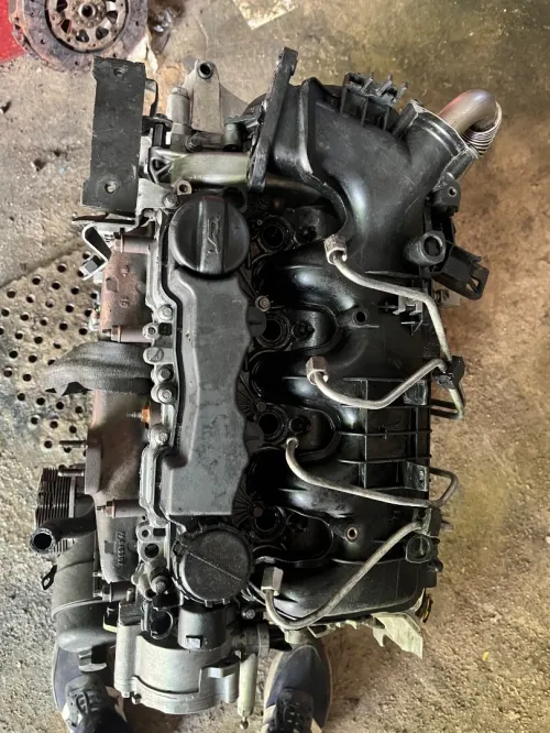 Moteur 1.6 hdi 110 double arbre a cames 