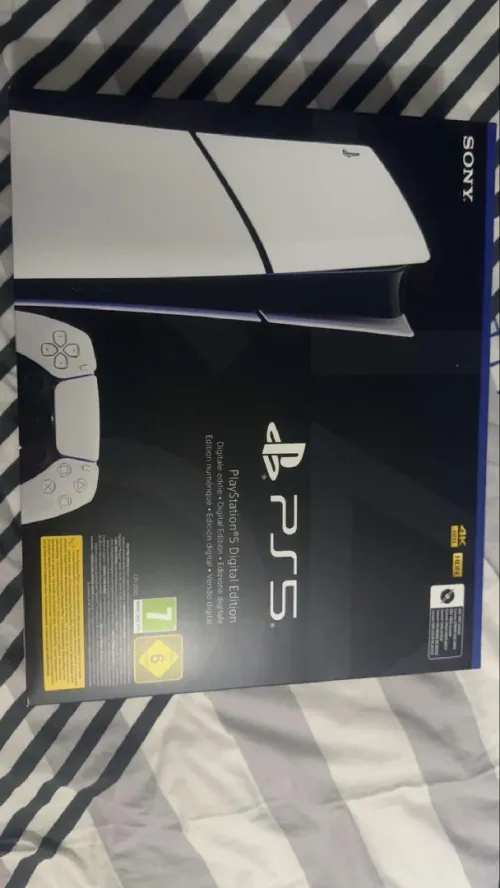 Play5 degetal