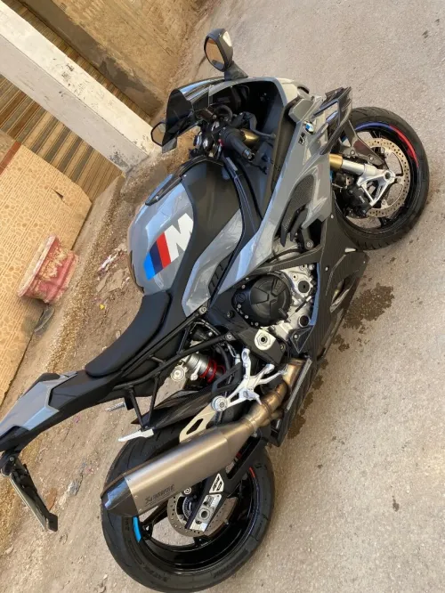 BMW M1000rr 2024