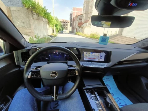 Opel Astra 2024 