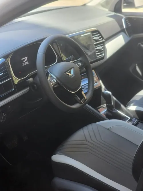 Volkswagen Jetta 2026 Vs 5