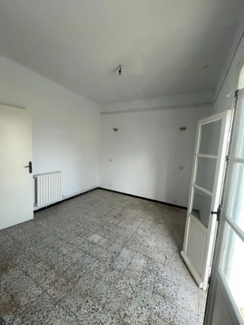 Location Appartement Niveau de villa F3 Alger Chevalley