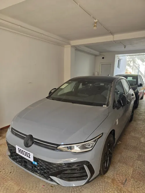 Volkswagen Golf 8 2026 R Black Edition 