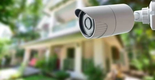 Installation camera surveillance